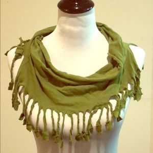 Trendy Green Scarf